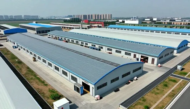 企业用车在钣金喷漆场景中的维护需求与应对策略